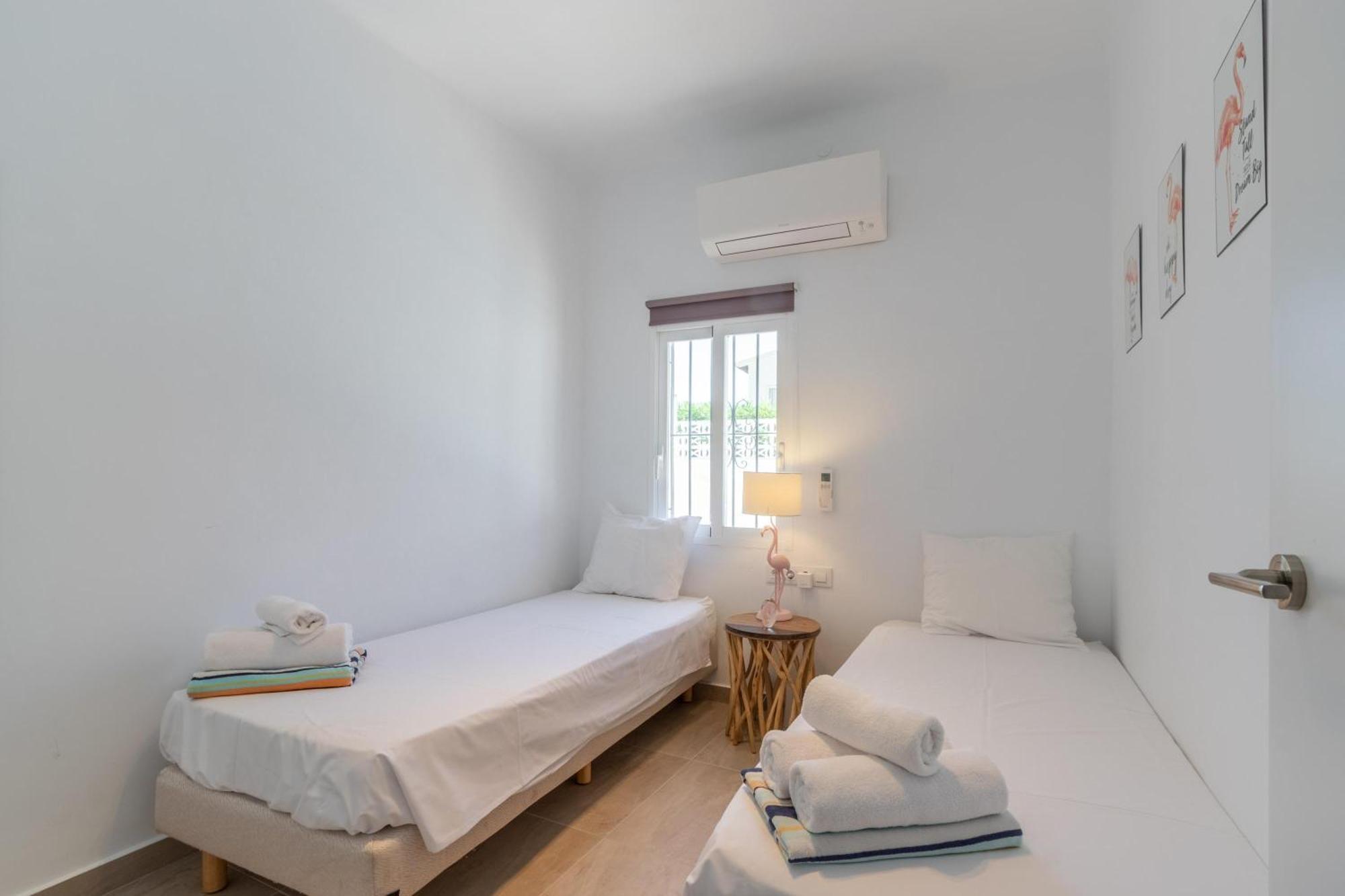 Villa Carolima - Heated Pool Casas de Torrat エクステリア 写真